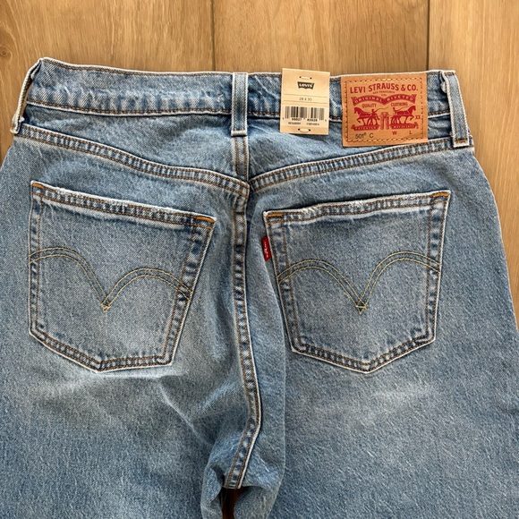 Levi's High Rise Straight Jeans - Light Blue Denim - Picture 8 of 11